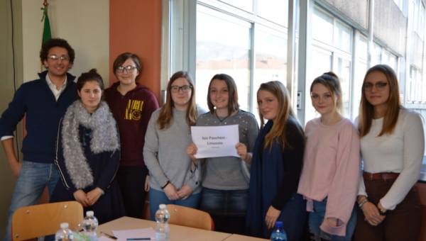 Una delle due squadre che, nel 2019, hanno partecipato alla “Gara femminile di Matematica” 